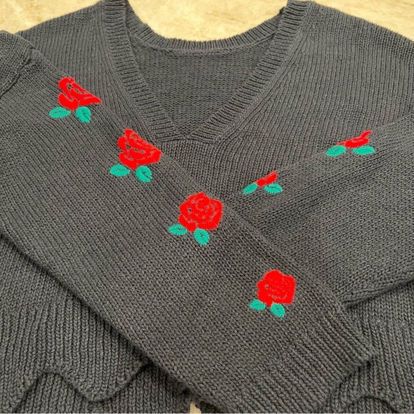 Wildfox | Palmetto Roses Embroidered Crop Sweater | Navy Blue |‎ XS - Picture 8 of 12